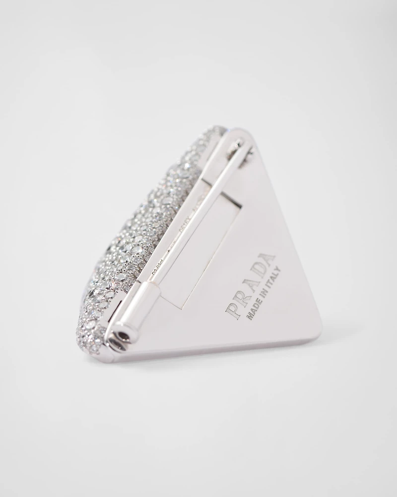 Eternal Gold brooch in white gold with diamonds