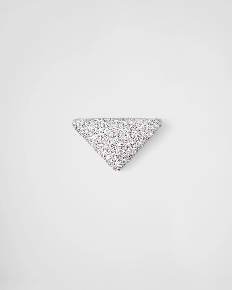 Eternal Gold brooch in white gold with diamonds