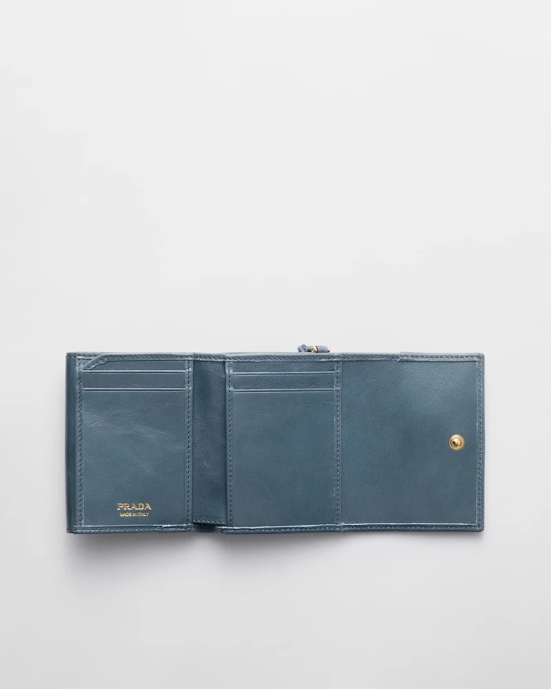 Small leather wallet