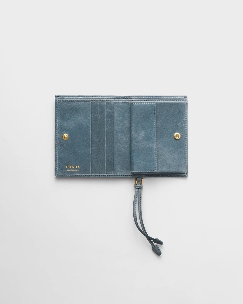 Small leather wallet