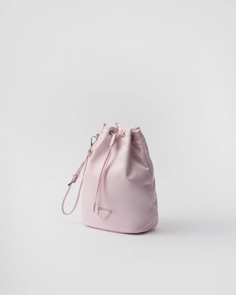 Re-Nylon pouch