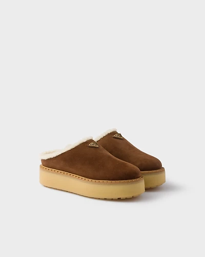Suede slippers