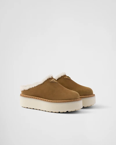 Suede slippers