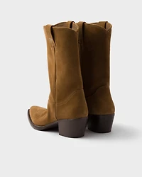 Suede boots