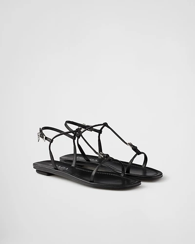 Flat leather sandals