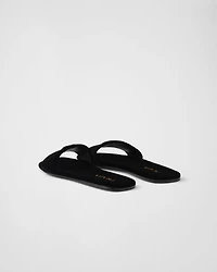 Flat velvet slides