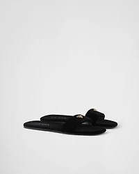 Flat velvet slides