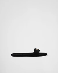 Flat velvet slides