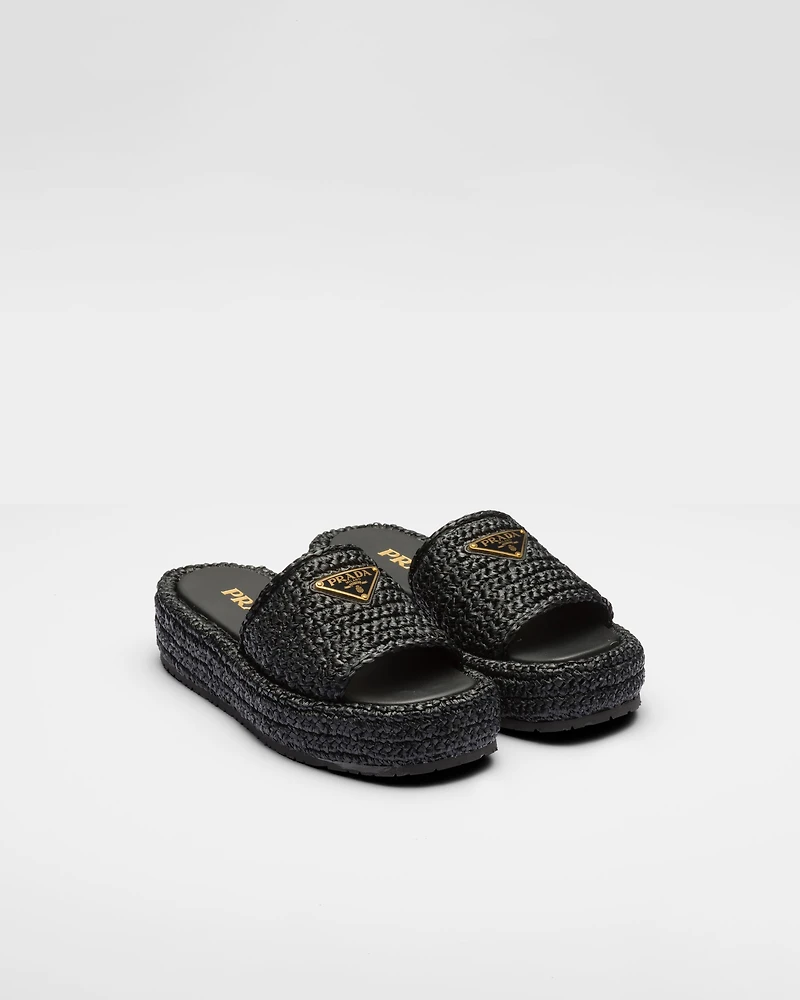 Crochet flatform slides