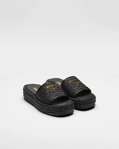 Crochet flatform slides