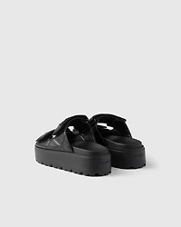 Padded nappa leather slides