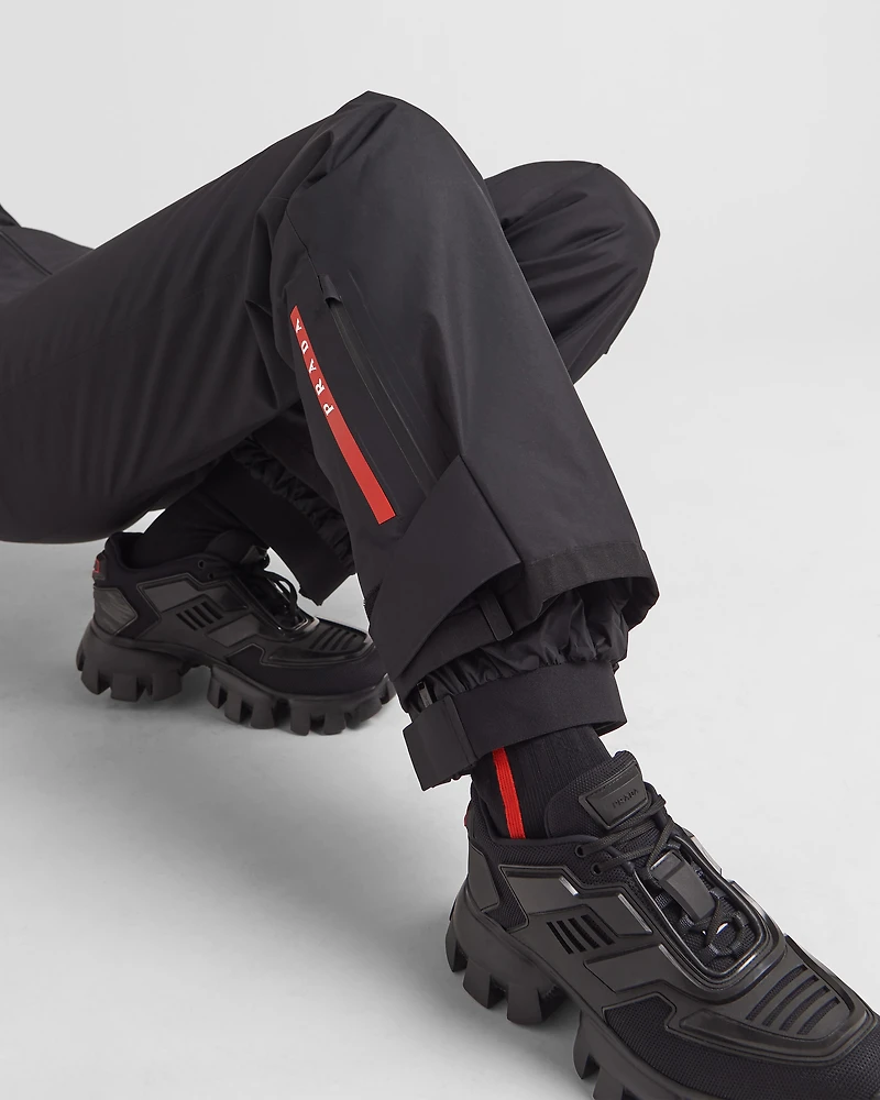 Extreme-Tex ski suit with straps