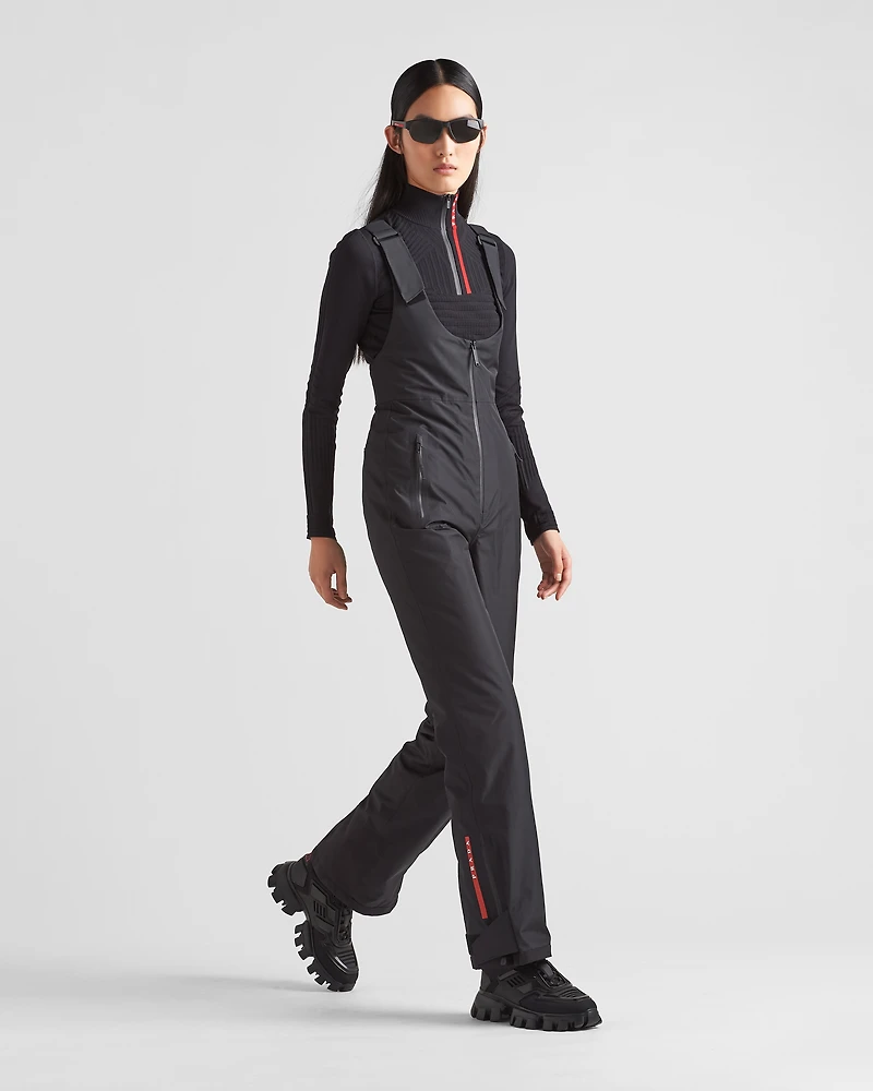 Extreme-Tex ski suit with straps