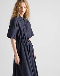 Short-sleeved technical pongé dress