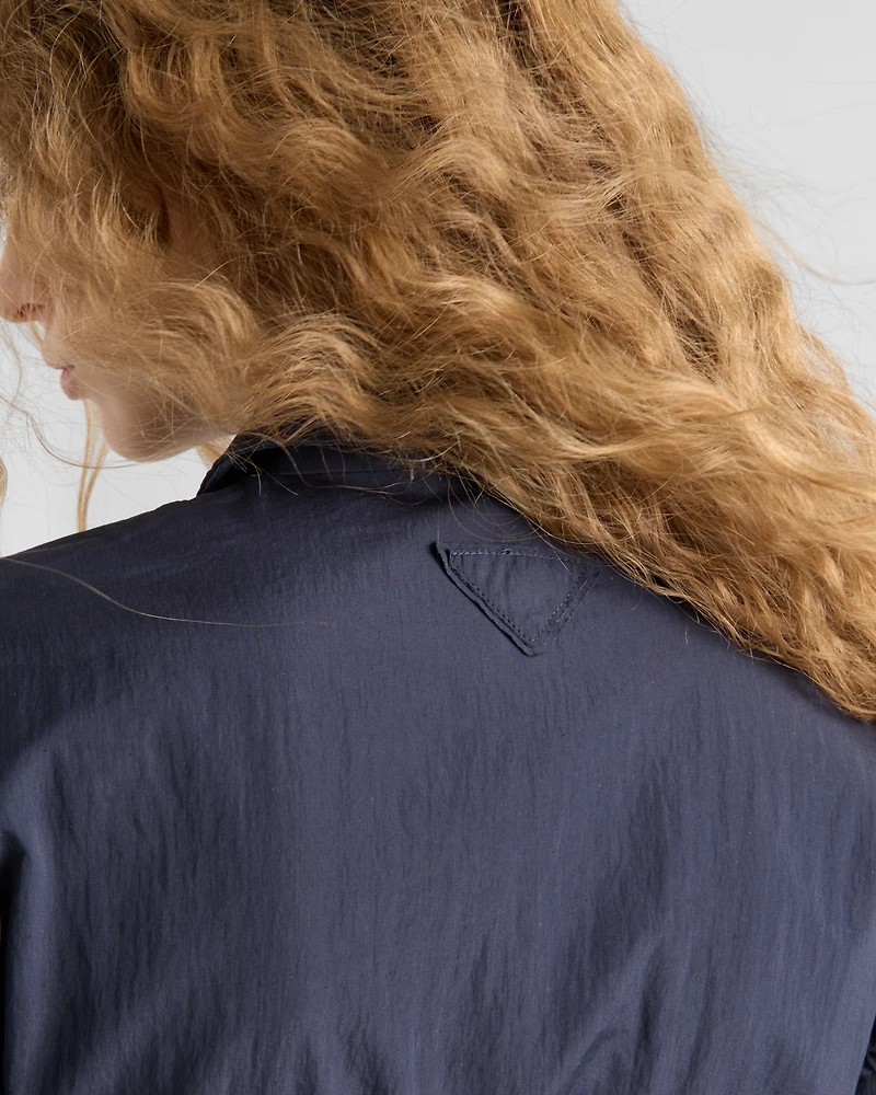 Short-sleeved technical pongé dress