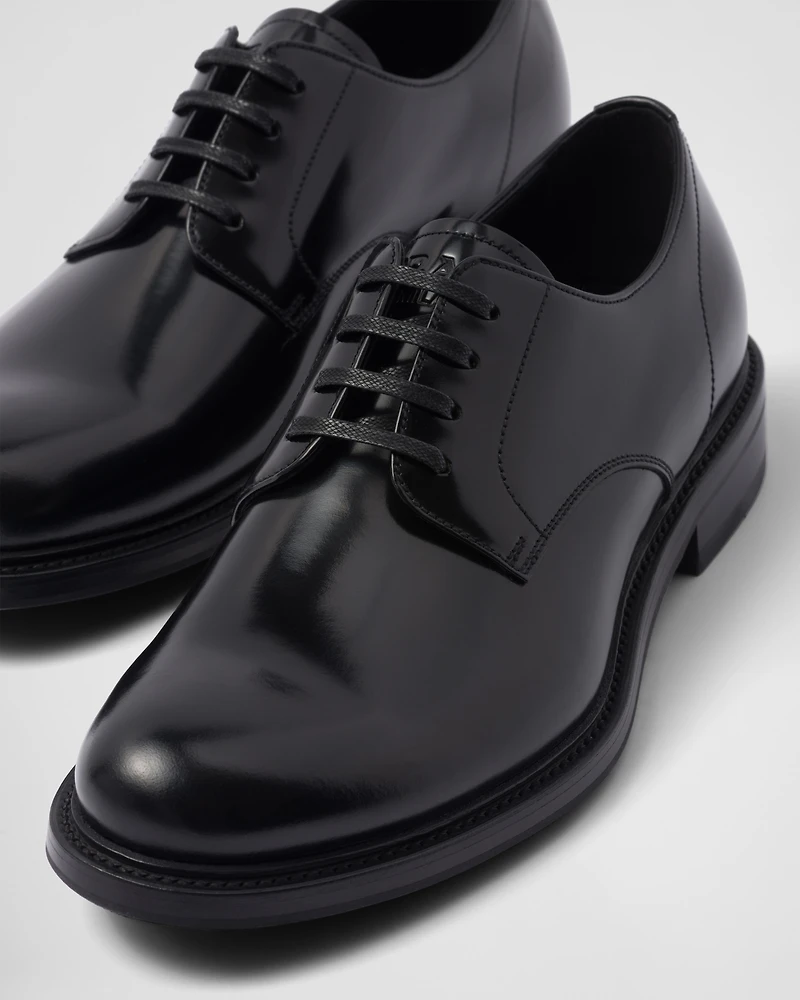 Brushed leather lace-up shoes
