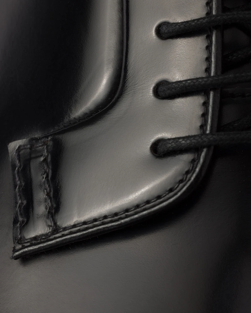 Brushed leather lace-up shoes