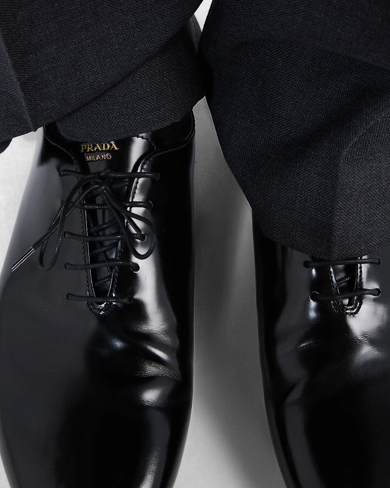 Brushed leather lace-ups