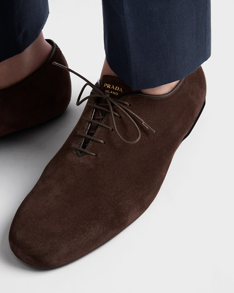 Suede laced shoes