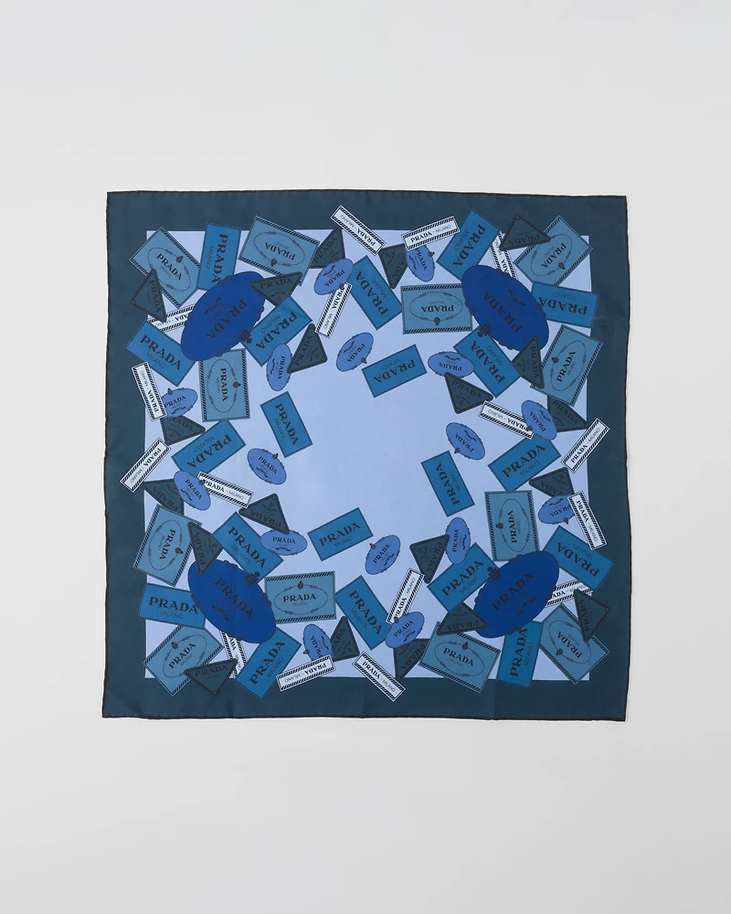 Printed twill scarf 55x55