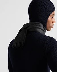 Cashmere scarf