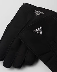 Suede sheepskin gloves