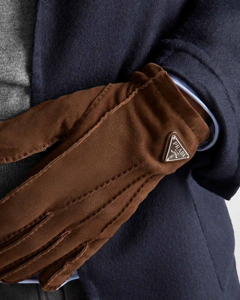 Suede gloves