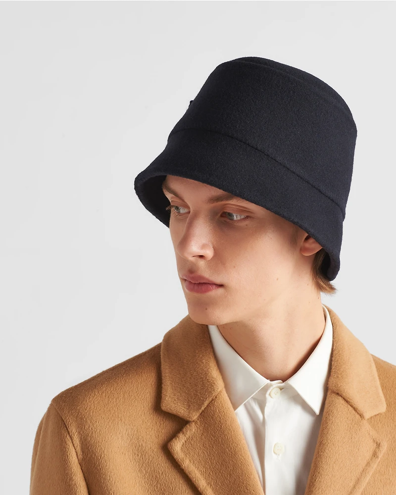 Velour cloth bucket hat