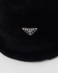 Shearling bucket hat