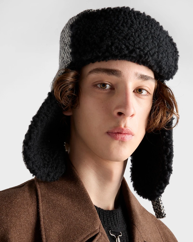 Tweed trapper hat