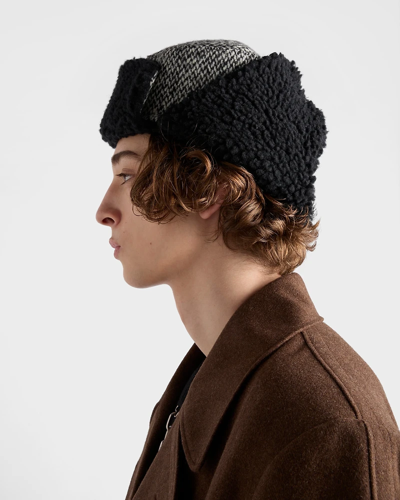Tweed trapper hat