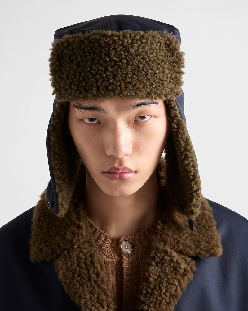 Poplin trapper hat with fleece lining