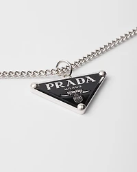 Silver pendant necklace