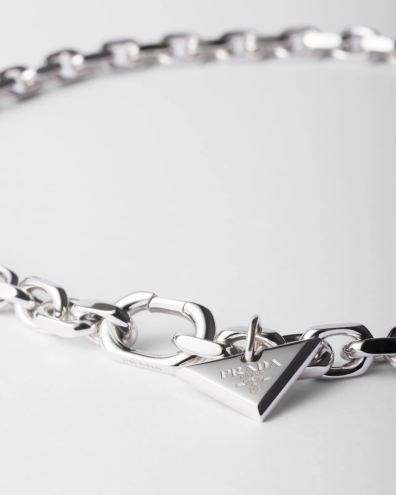 Silver chain necklace