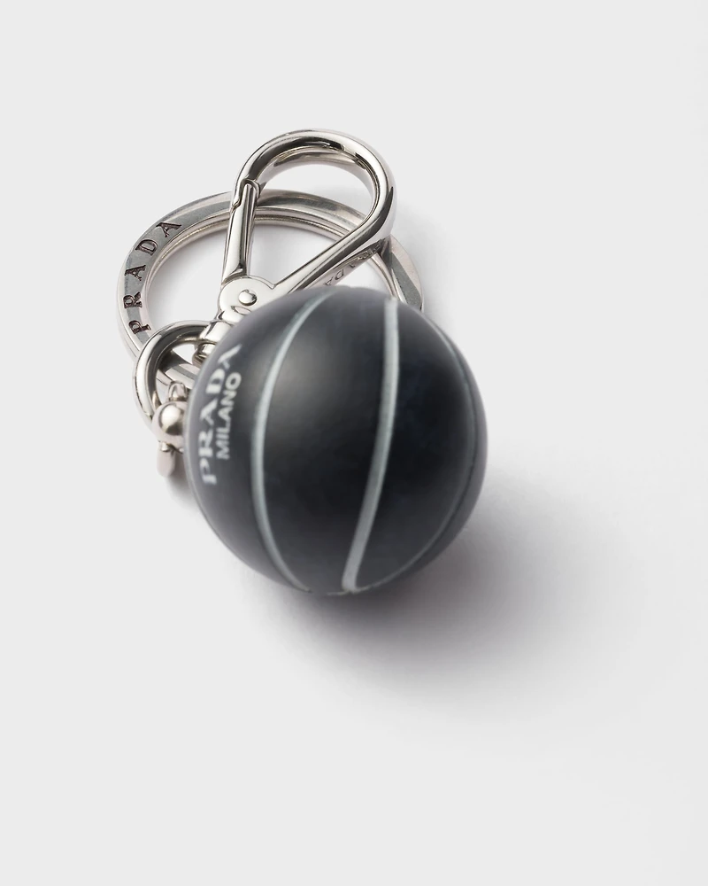 Metal basketball keychain