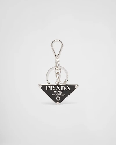 Metal keychain