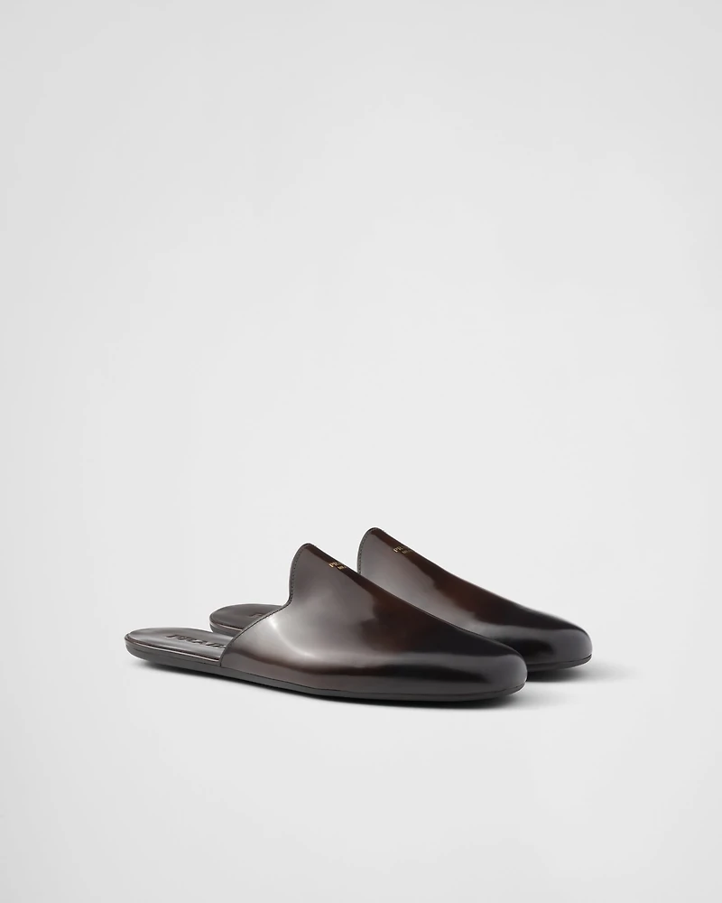 Brushed leather mules