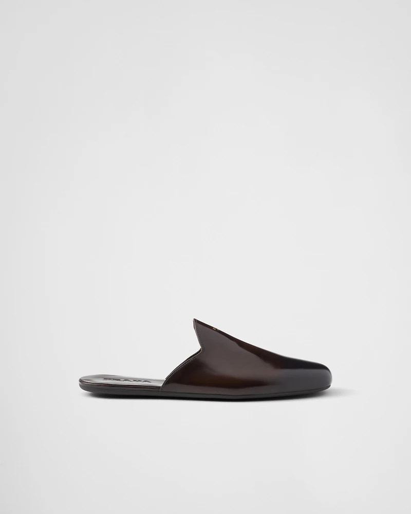 Brushed leather mules