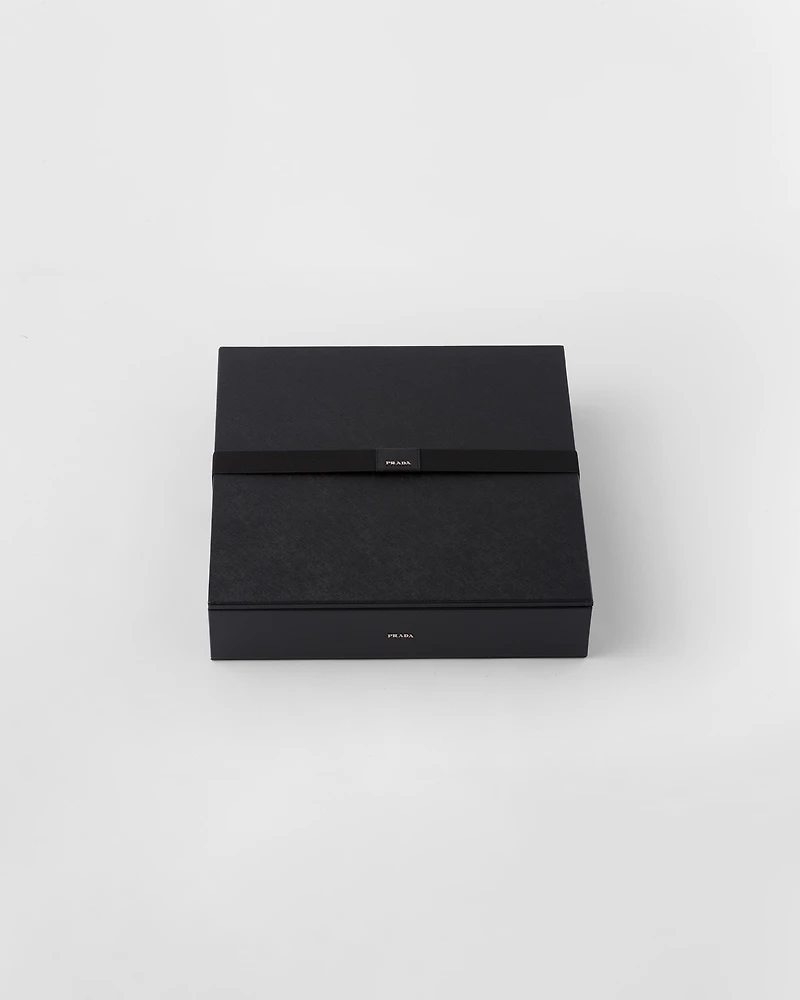Saffiano leather chess set