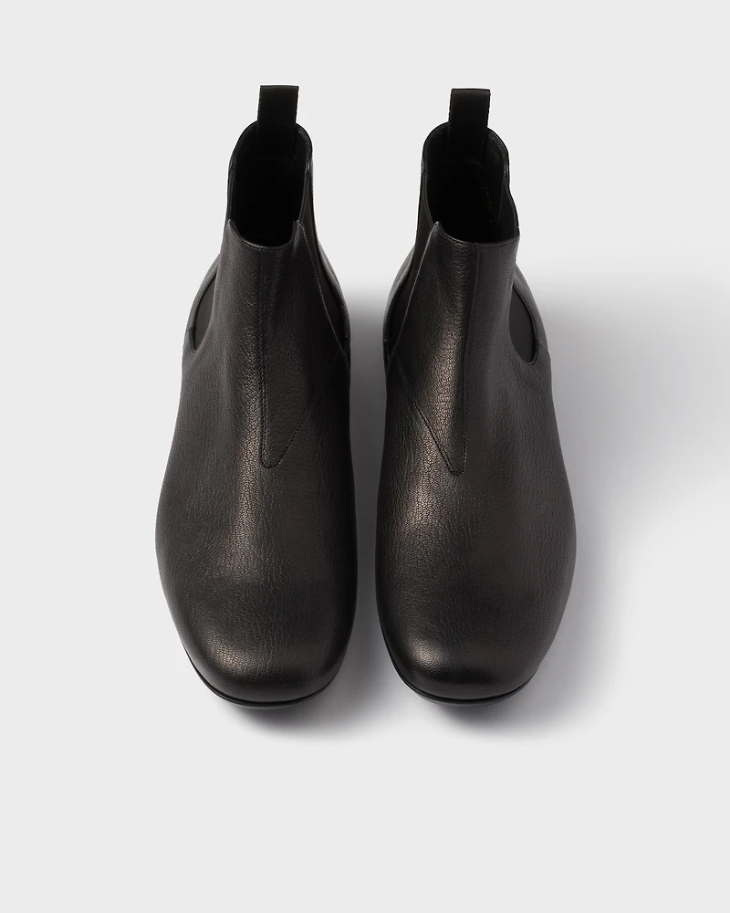 Leather Chelsea boots