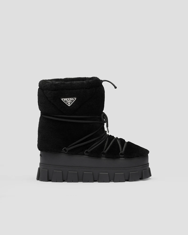 Shearling après ski booties