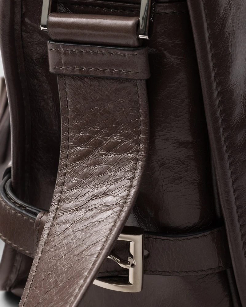 Leather shoulder bag