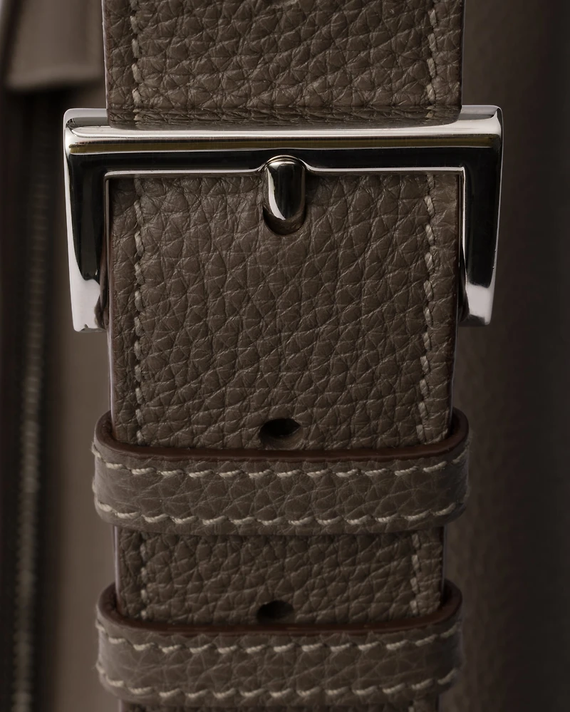 Leather shoulder bag
