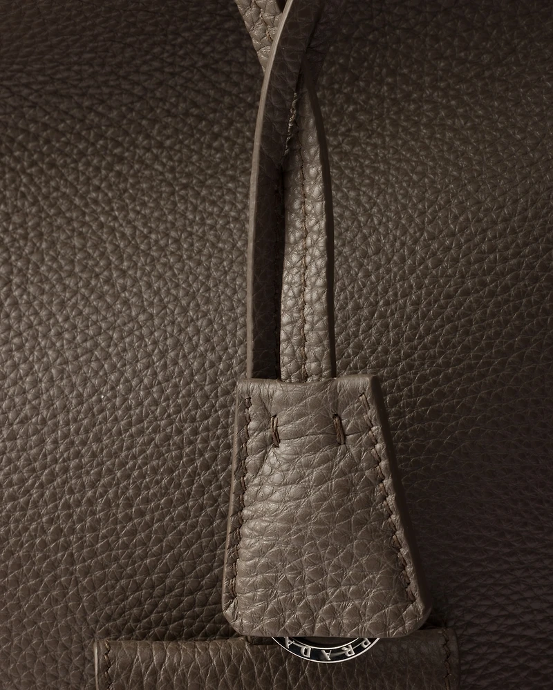 Leather tote