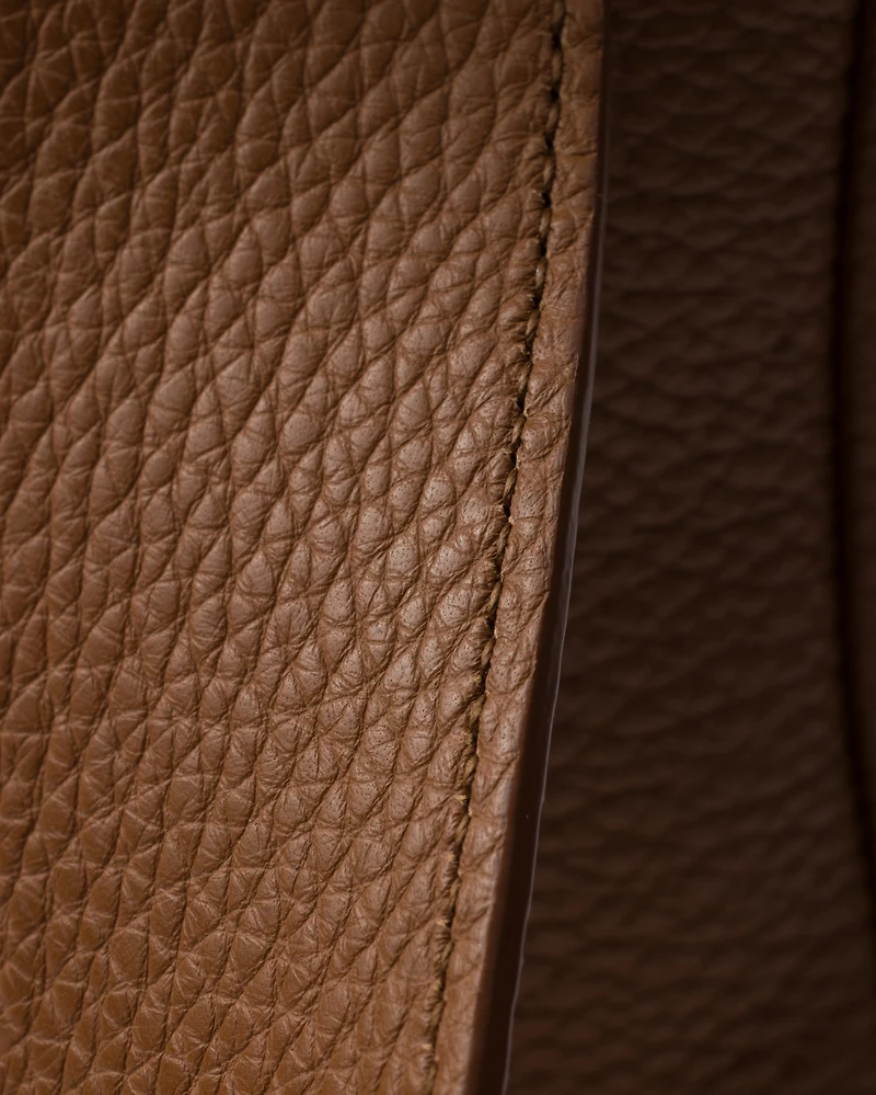 Leather shoulder bag