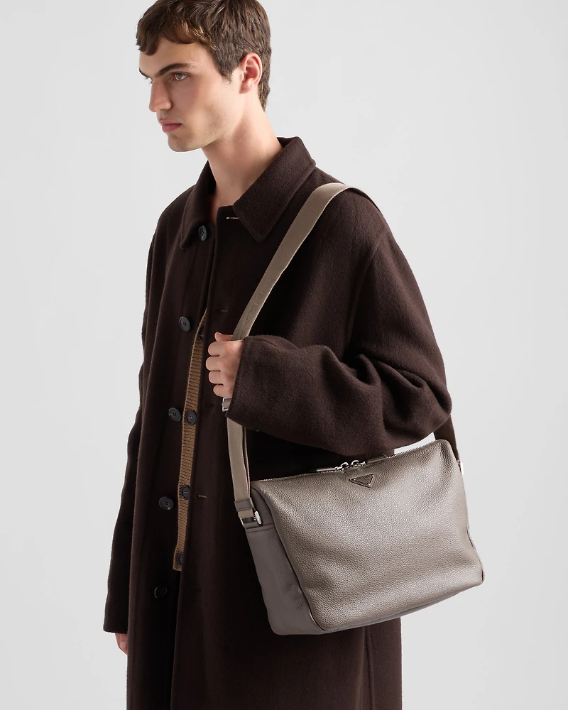 Medium leather shoulder bag
