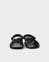 Decò leather crisscross sandals
