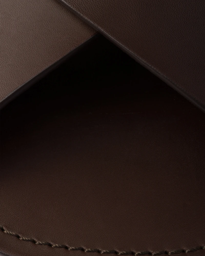 Crisscross leather slides