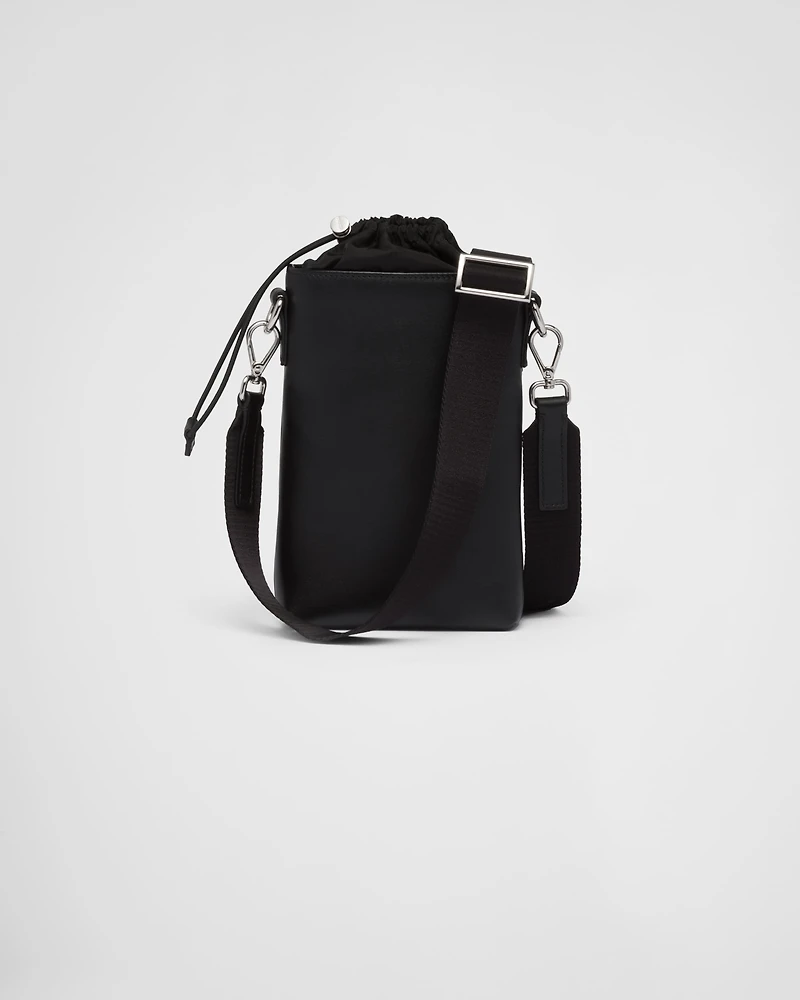 Leather smartphone case