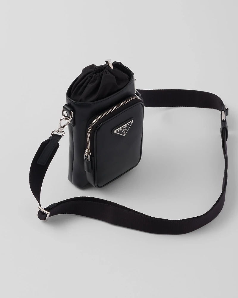 Leather smartphone case